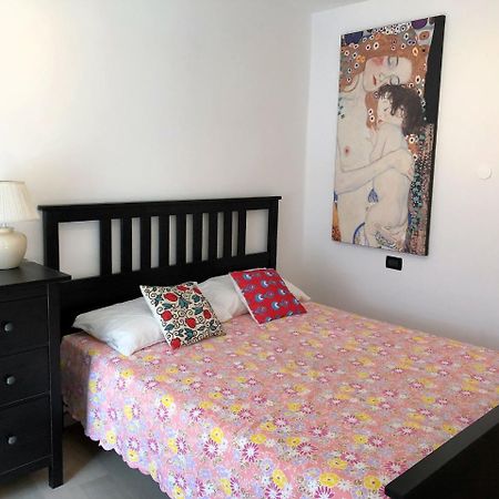 House Claudia By Holiday World Apartment Genoa Exterior photo